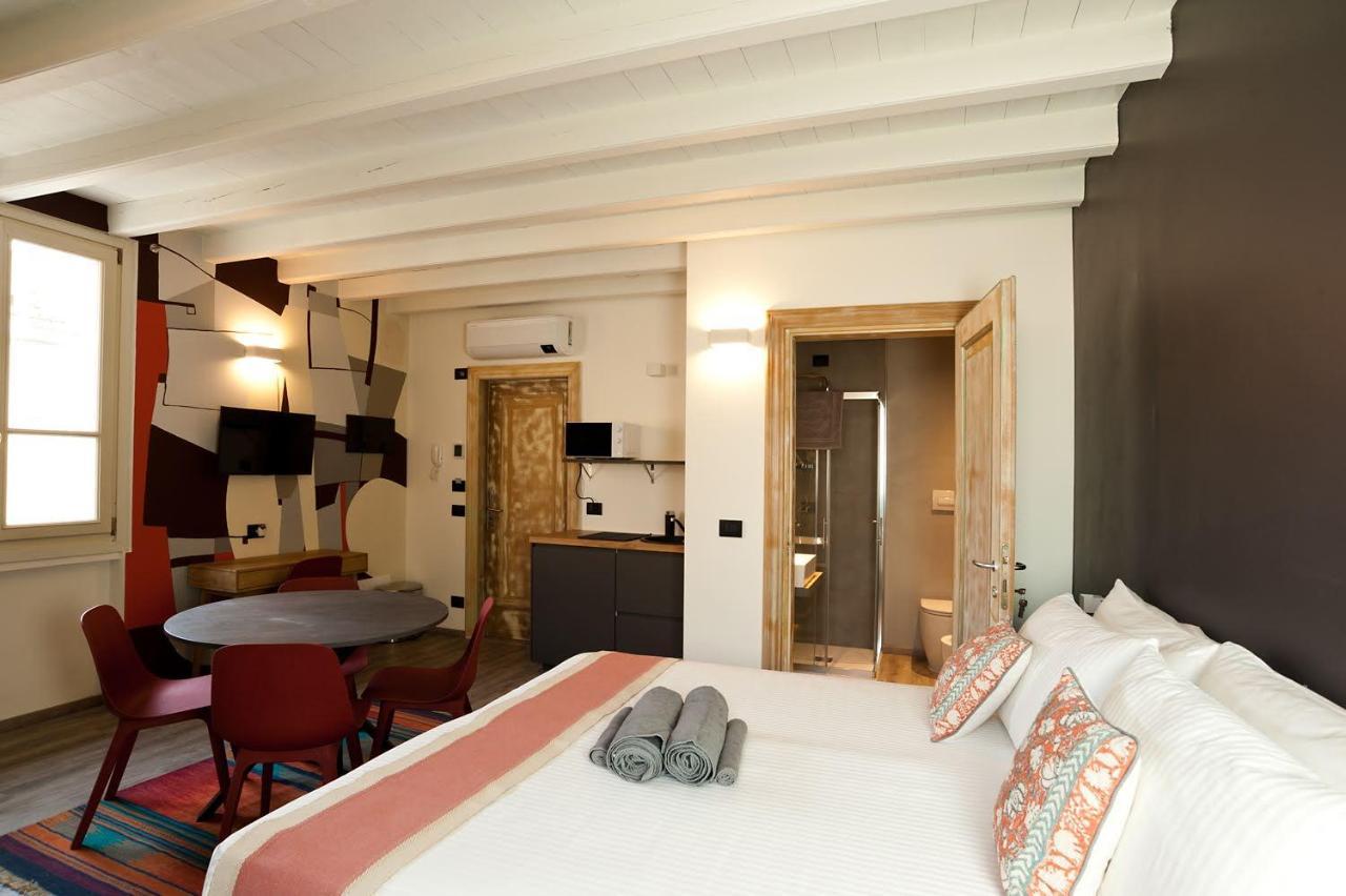 Annama Coliving Apartment Brescia Bagian luar foto